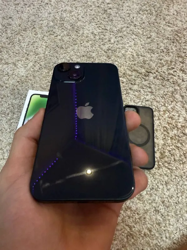 Описание: продаю iphone 14 midnight 128 gb акб 84% телефон не битый, не вскрывался, в отличном состоянии🔥 face id, true tone все работает цена 38 тыс торг реальному покупателю 💵 цена: 38 руб. 📲 tg:. 📞🇷🇺звоните: +79495765203 барахолка днр - фотография - 3