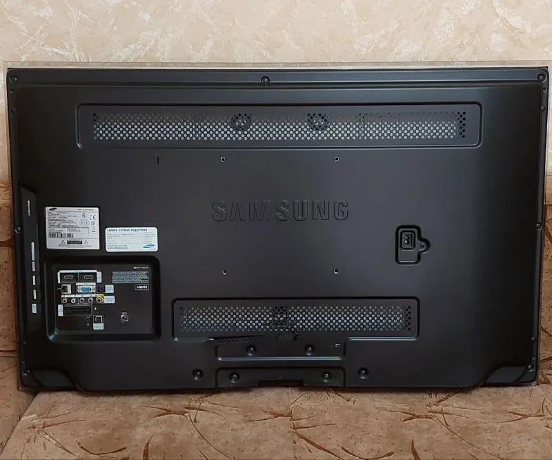 Описание: телевизор samsung le40d550k жк телевизор диагональю 40" (101см) подключается ко всем цифровым устройствам чтобы воспроизводить с них файлы на большом экране. встроенный интернет-порт. высокая контрастность. телевизор в идеальном состоянии, просто был в хранении. габариты (ш×в×г) 93×64×10 донецк цена: 20000 руб. 📲 tg: диана☘️ 📞🇷🇺звоните: +79494914530 барахолка днр - фотография - 2