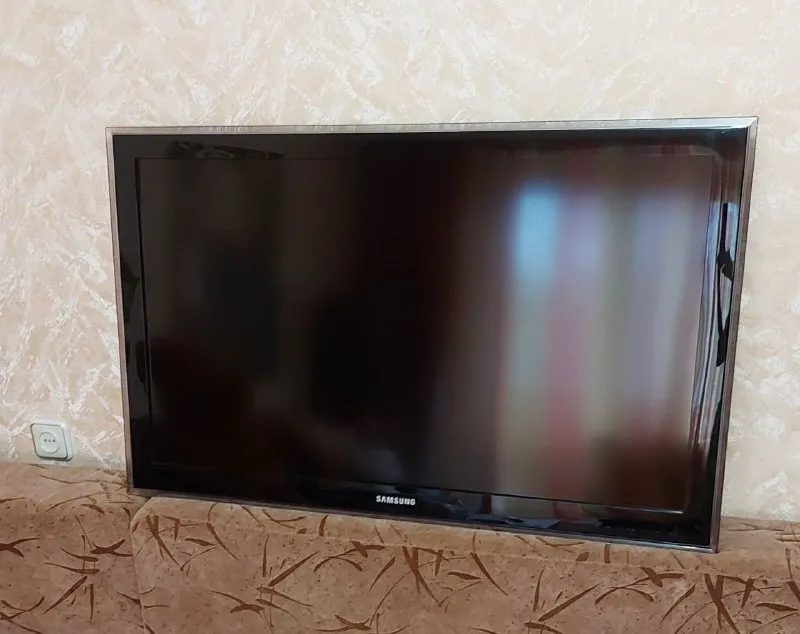 Описание: телевизор samsung le40d550k жк телевизор диагональю 40" (101см) подключается ко всем цифровым устройствам чтобы воспроизводить с них файлы на большом экране. встроенный интернет-порт. высокая контрастность. телевизор в идеальном состоянии, просто был в хранении. габариты (ш×в×г) 93×64×10 донецк цена: 20000 руб. 📲 tg: диана☘️ 📞🇷🇺звоните: +79494914530 барахолка днр - фотография - 3