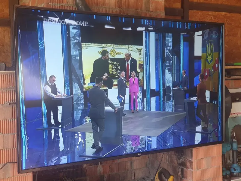 Описание: в продаже телевизоры. tcl 65c717.qled. 65 дюймов. 4k, wi-fi, t2, bluetooth, smart tv, android. цена 43000 руб. haier 50 smart tv dx. 50 дюймов. полный комплект. 4k, wi-fi, t2, bluetooth, smart, android. цена 23000 руб. lg 55 lv340c. 55 дюймов. премиум. практически не использовался. изображение супер. в комплекте smart приставка. без приставки дешевле. цена с приставкой 25000 руб. возможна доставка домой. цена: 23000 руб. 📲 tg: serg 📞🇷🇺звоните: +79493744070 барахолка днр - фотография - 8