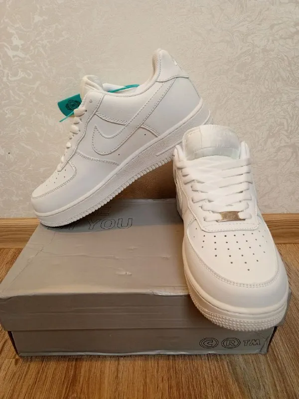 Описание: кроссовки nike air force 1, 43 размер(длина стельки 28 см) цена: 3500 руб. 📲 tg: андрей ма... - фотография - 1