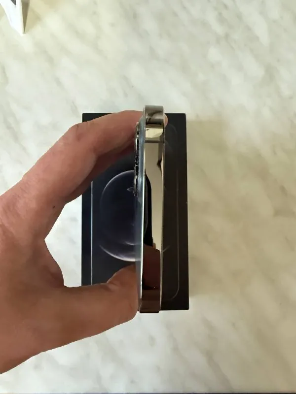 Описание: продам iphone 12 pro max 128gb без царапин и сколов, все функции работают, полный комплект... - фотография