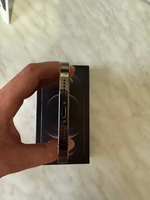 Описание: продам iphone 12 pro max 128gb без царапин и сколов, все функции работают, полный комплект, акб 87% цена: 27000 руб. 📲 tg: саша 📞🇷🇺звоните: +7949-362-24-33 барахолка днр - фотография - 2