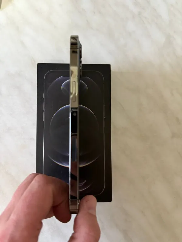 Описание: продам iphone 12 pro max 128gb без царапин и сколов, все функции работают, полный комплект, акб 87% цена: 27000 руб. 📲 tg: саша 📞🇷🇺звоните: +7949-362-24-33 барахолка днр - фотография - 4