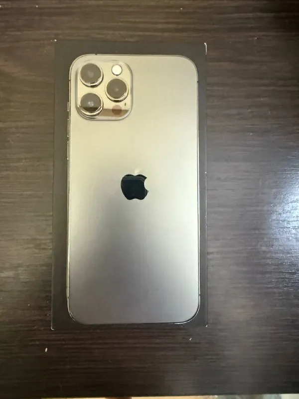 Описание: продам iphone 12 pro max 128gb без царапин и сколов, все функции работают, полный комплект, акб 87% цена: 27000 руб. 📲 tg: саша 📞🇷🇺звоните: +7949-362-24-33 барахолка днр - фотография - 6