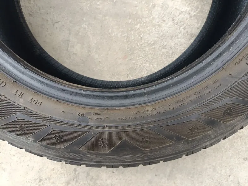 Резину. описание: описание: продам все сезонную резину 195/60 r15 4seazondrive индия. цена: 5000 руб... - фотография - 1