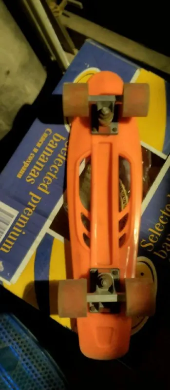 Описание: велосипед для детей 4-6 лет в хорошем состоянии, с тренировочными колесами, которые снимаются(1200 р) ролики в хорошем состоянии регулируется размер с 31-35(500 р) ролики розовые, размер с 31-35, состояние хорошее, (1200р) скейты, по 300 р, состояние хорошее. пролетарский район цена: 500 руб. 📲 tg: виктория сотник 📞🇷🇺звоните: +79493732574 барахолка днр - фотография - 5