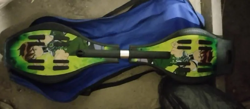 Описание: велосипед для детей 4-6 лет в хорошем состоянии, с тренировочными колесами, которые снимаются(1200 р) ролики в хорошем состоянии регулируется размер с 31-35(500 р) ролики розовые, размер с 31-35, состояние хорошее, (1200р) скейты, по 300 р, состояние хорошее. пролетарский район цена: 500 руб. 📲 tg: виктория сотник 📞🇷🇺звоните: +79493732574 барахолка днр - фотография - 6