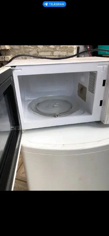 Описание: микроволновка цена: 800 руб. 📲 tg: дядя вадя 📞🇷🇺звоните: +79493410884 барахолка днр - фотография - 4