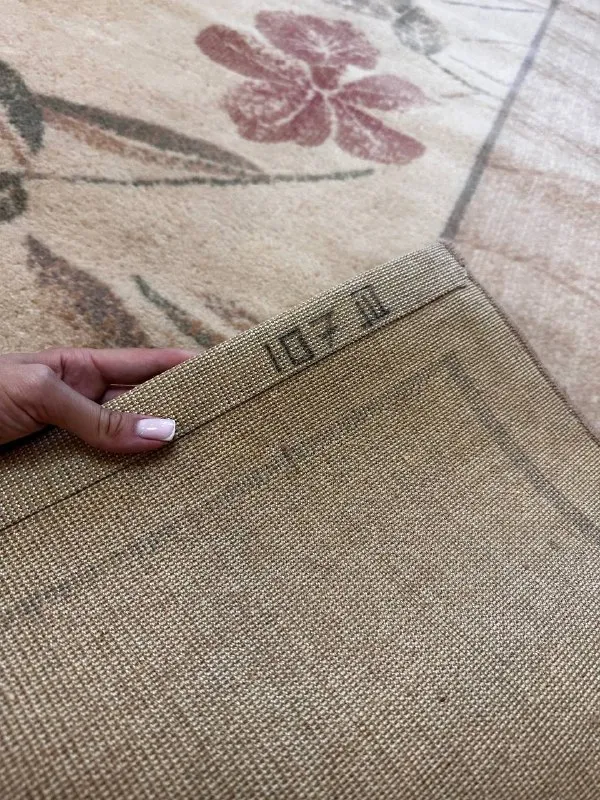 Описание: продам ковер 2.3 на 1.7 состояние отличное, самовывоз район изумруда цена: 2500 руб. 📲 tg:... - фотография