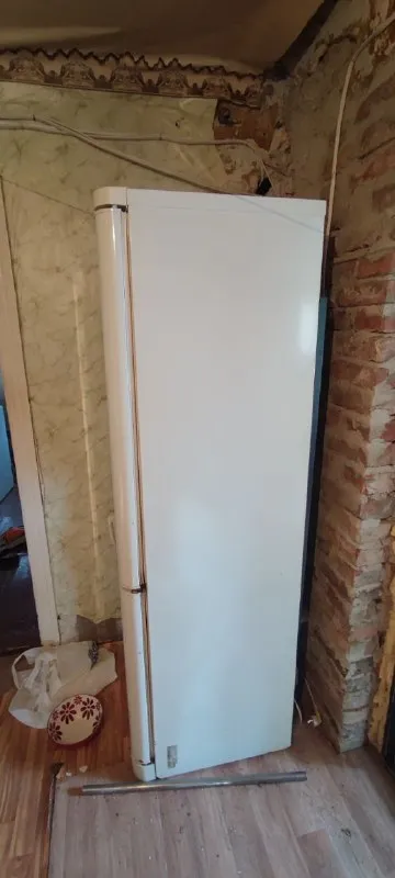 Описание: холодильник indezit цена: 7000 руб. 📲 tg: саша близнов 📞🇷🇺звоните: +79497004384 барахолка... - фотография