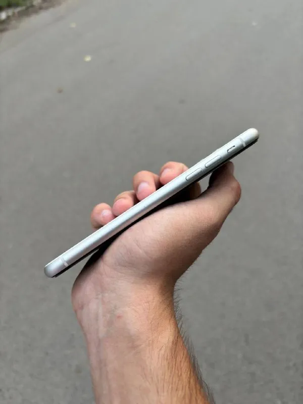 Описание: iphone 11 128 gb white цена 18 000р по работе нареканий нет, все функции работают исправно( faceid, true tone). акб 72%, ( по 3utools 77% ) держит нормально. комплект телефон, чехол, коробка. на экране наклеено защитное стекло г. горловка цена: 18000 руб. 📲 tg: spasatel maliby 📞🇷🇺звоните: 89116140002 барахолка днр - фотография - 2