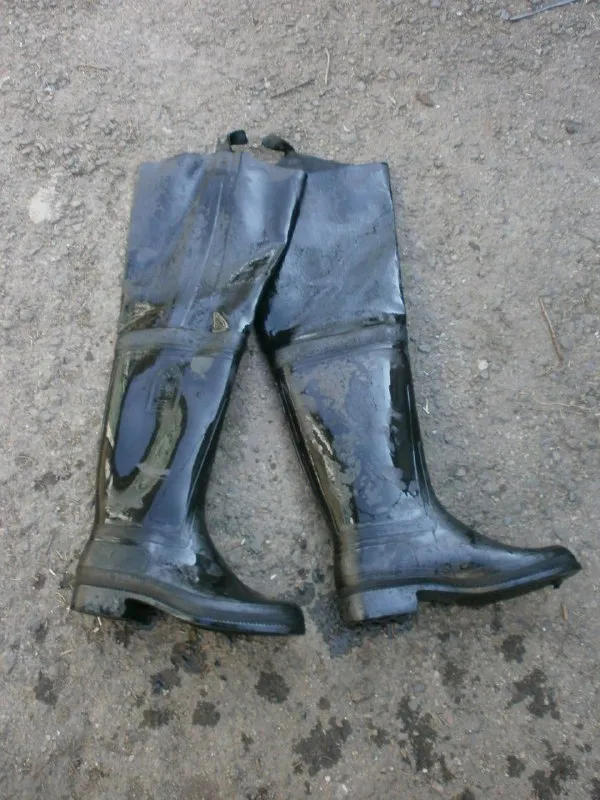 Описание: сапоги резиновые рабочие размеры 42 новые 2 пары по 1500р рыболовные - рыбацкие 40, 43, 44 по 1200 р. цена: 1500 руб. 📲 tg: вячеслав 📞🇷🇺звоните: +79494705820 барахолка днр - фотография - 3