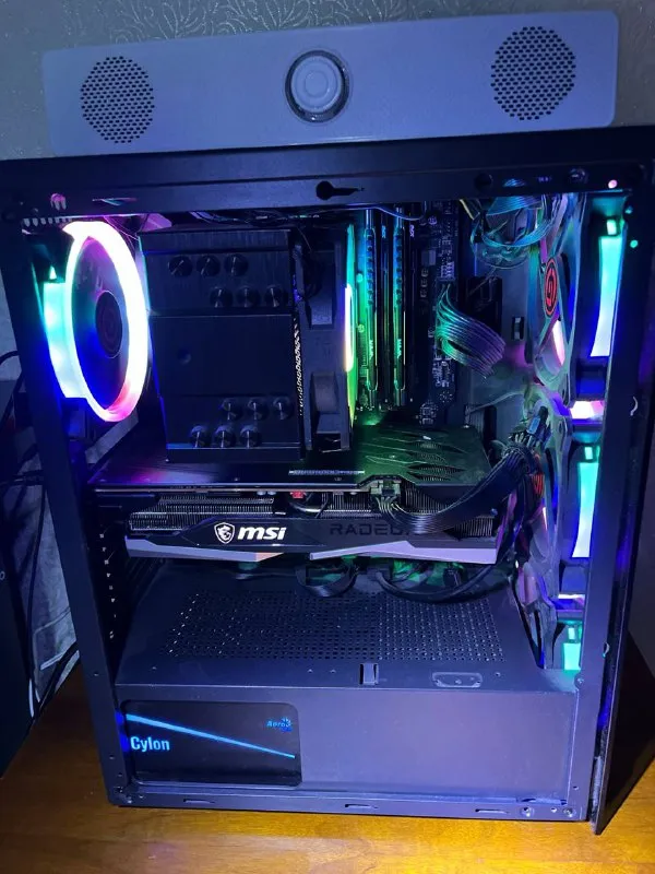 Описание: пк в хорошем состоянии, без монитора и остальных комплектующих. продаю из-за ненадобности... - фотография