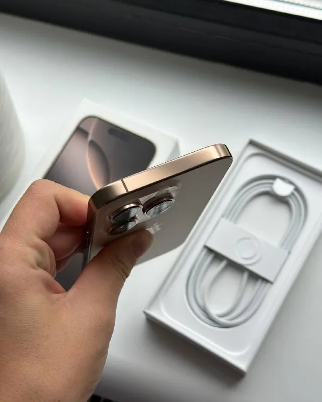 Описание: 🛒iphone 16 pro desert titanium 256gb 👉рассрочка до 12 месяцев. 👉полный оригинальный комплект, год гарантии. 👉доставка и защитное стекло в подарок 🎁 цена: 82000 руб. 📲 tg: надя 📞🇷🇺звоните: 9763427759 барахолка днр - фотография - 4