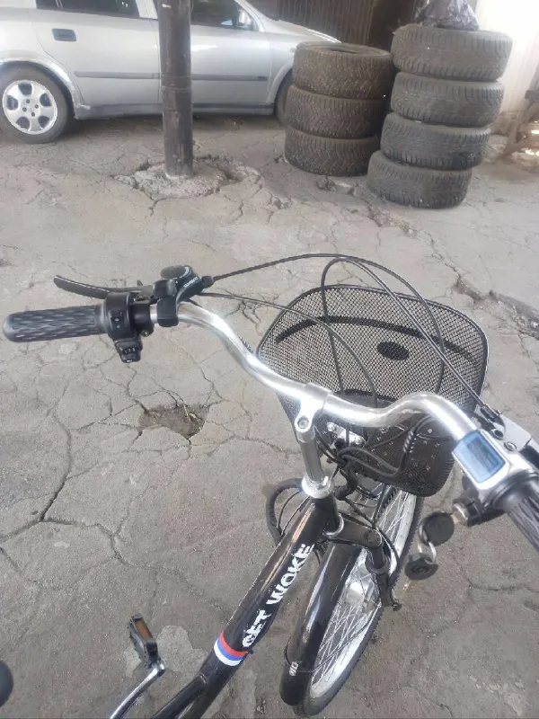 Описание: продам электровелосипед состояние нового цена: 30000 руб. 📲 tg: елена 🌹 📞🇷🇺звоните: +79494290970 барахолка днр - фотография - 4