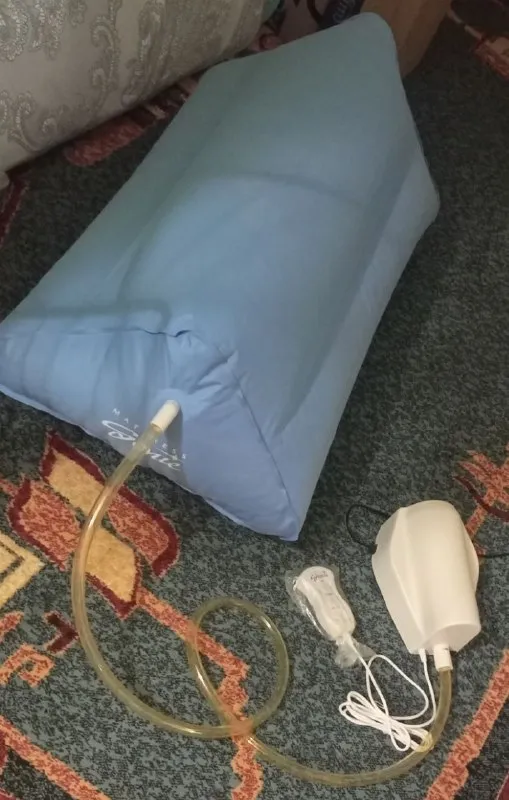 Описание: холодильник hotpoint ariston. перестал морозить. мотор и электроника рабочие. 6000. чистый, без запахов. сушилка напольная. запечатана, новая. 750. ванна надувная для купания лежачих больных. с лейкой + подушка под голову. компрессор. новая. 5000 р. подушка надувная под голову и шею больного. удобная, т к. не надо приподнимать больного, а просто надувается и сдувается компрессор. плотная, прорезиненная. второй такой здесь не найдете. 3000. цена: 3000 руб. 📲 tg: ольга ольгина 📞🇷🇺звоните: +79498436170 барахолка днр - фотография - 5