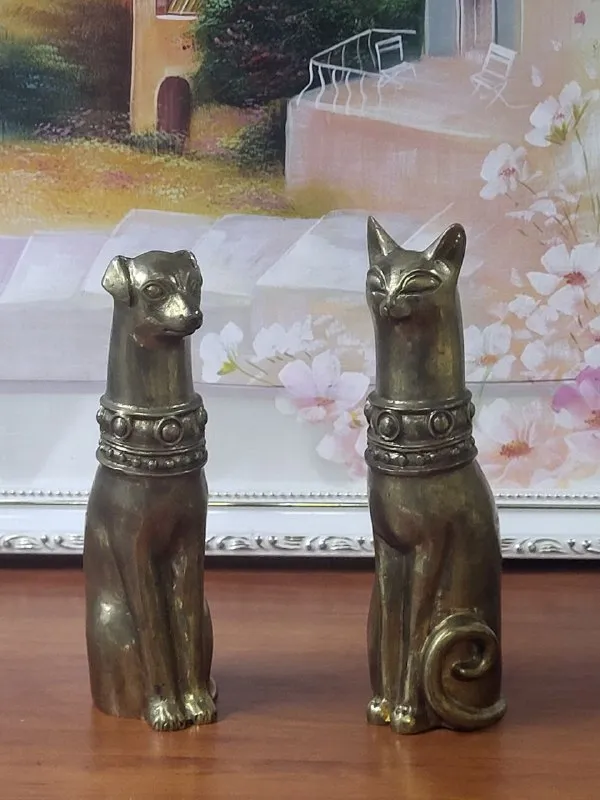 Описание: продам. статуэтки кошки и собака. материал бронза. европа, высота 14 см, общий вес 4 кг. ц... - фотография - 1