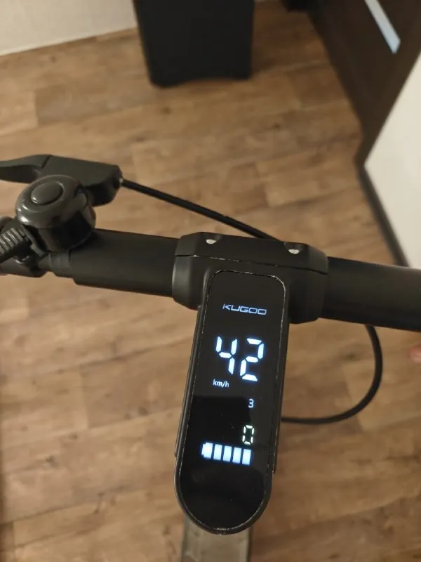 Описание: электросамокат kugoo m2 pro выдерживает до 150 кг разгонял его до 38 км/ч по прямой запас... - фотография - 1