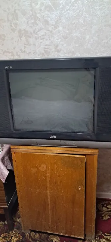 Описание: продам телевизор jvc, состояние рабочее цена: 1000 руб. 📲 tg: виктория 📞🇷🇺звоните: +794932... - фотография - 1