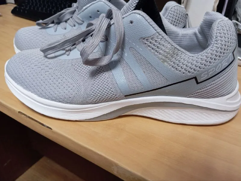 Описание: кроссовки мужские. .размер 43-44. цена: 1000 руб. 📲 tg: галина м 📞🇷🇺звоните: +79493688217 барахолка днр - фотография - 2