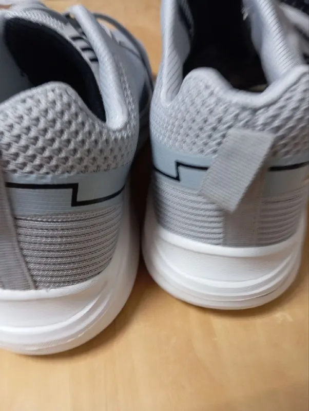 Описание: кроссовки мужские. .размер 43-44. цена: 1000 руб. 📲 tg: галина м 📞🇷🇺звоните: +79493688217 барахолка днр - фотография - 3