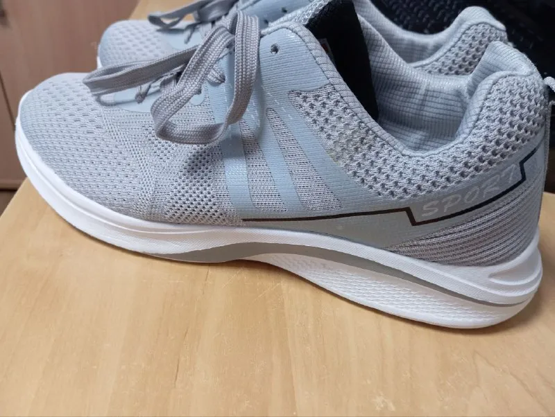 Описание: кроссовки мужские. .размер 43-44. цена: 1000 руб. 📲 tg: галина м 📞🇷🇺звоните: +79493688217 барахолка днр - фотография - 4