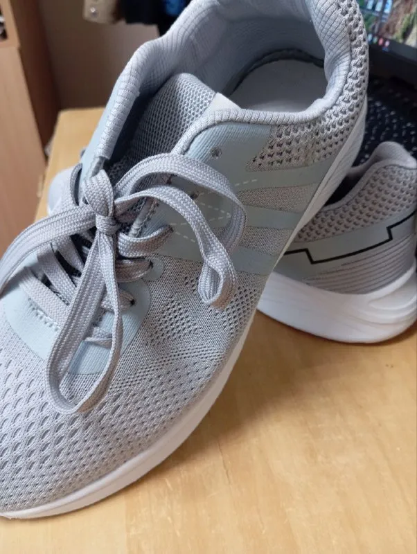 Описание: кроссовки мужские. .размер 43-44. цена: 1000 руб. 📲 tg: галина м 📞🇷🇺звоните: +79493688217 барахолка днр - фотография - 6