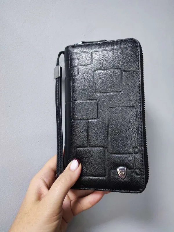 Описание: ⚡️продам новый клатч из натуральной кожи. отличный функциональный клатч из натуральной кож... - фотография