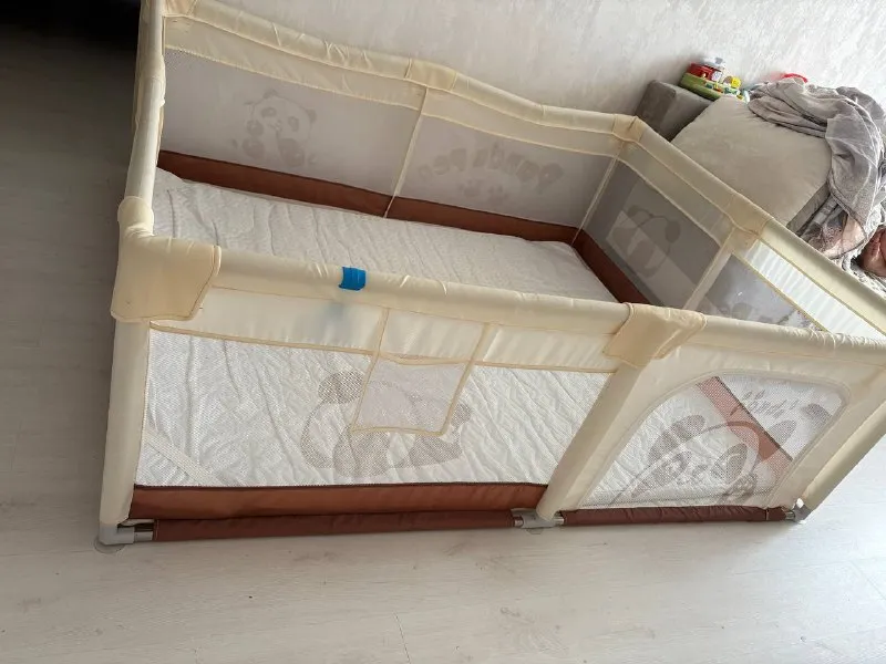 Описание: шуба леопардовая 120 см коврик детский - 800 пищалка, шуршалка, зеркала для игор коврик пианино - 500 рублей игрушка месяц тоже на батарейках ходунки толокар новые 1500 рублей напольный манеж размеры 180/150 с ковром 2,500 руб матрас - топпер в манеж покупался отдельно( чтобы было не больно падать или спать) 1600, рублей цена: 800 руб. 📲 tg: 💕 alisa 📞🇷🇺звоните: +79496337413 барахолка днр - фотография - 2