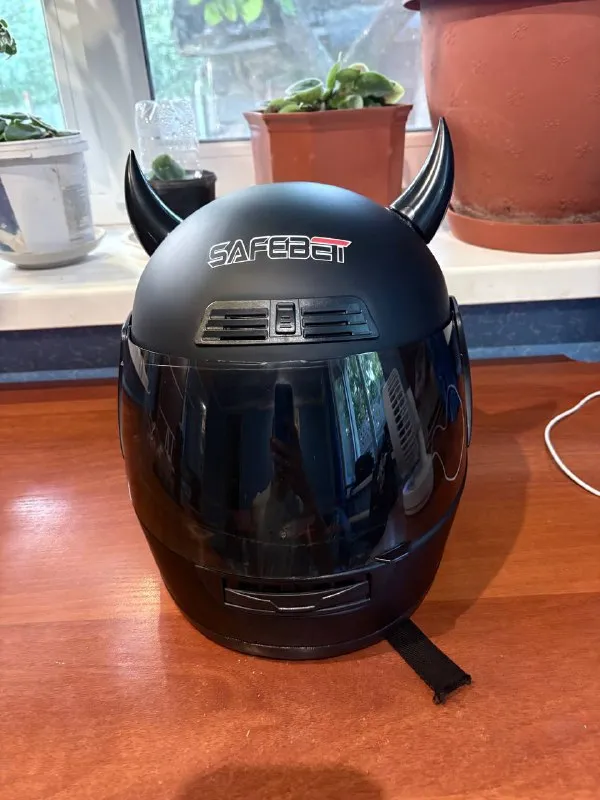 Описание: в продаже kugoo kirin v5 в очень хорошем состоянии, продаю так как уже не пользуюсь, отличный аппарат, покупался в gyroclub 79.999р, все документы при нем, пользовался бережно, любые проверки, аппаратом будете давльны, в 🎁 подарок отдам шлем и сумку на него !!! цена 55 к быстрым ребятам отдам за 50к а то и немного дешевле :) телефон +79499973781 или писать в лс цена: 50 руб. 📲 tg: ∆к®aūt∆ 📞🇷🇺звоните: +79499973781 барахолка днр - фотография - 2