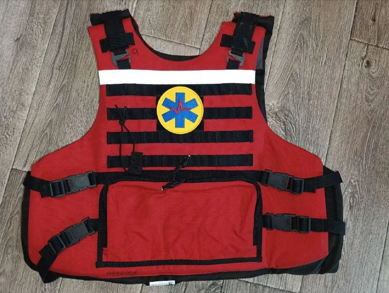Описание: продам мед. бронежилет с кивларом без плит. состояние, как новый. пишите лс или по телефону. +79493162365 цена: 15000 руб. 📲 tg: русский 📞🇷🇺звоните: +79493162365 барахолка днр - фотография - 4