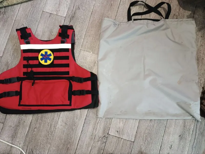 Описание: продам мед. бронежилет с кивларом без плит. состояние, как новый. пишите лс или по телефону. +79493162365 цена: 15000 руб. 📲 tg: русский 📞🇷🇺звоните: +79493162365 барахолка днр - фотография - 5
