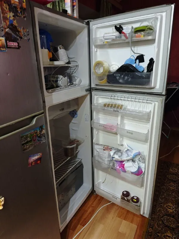 Описание: добрый вечер, продам холодильник, есть небольшие дефекты. цена: 8000 руб. 📲 tg: вадим 📞🇷🇺звоните: +79493111024 барахолка днр - фотография - 3