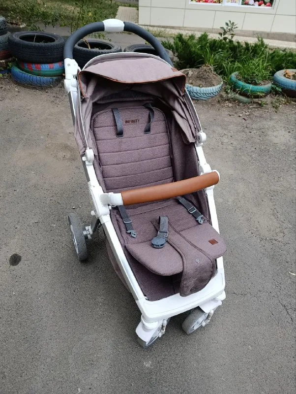 Описание: продам детскую прогулочную коляску состояние отличное торг цена: 6500 руб. 📲 tg: bogdan vl... - фотография