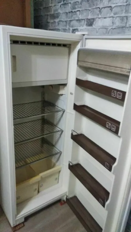 Описание: холодильник донбасс, в хорошем и внешнем и рабочем состоянии. пролетарский рвйон цена: 8500 руб. 📲 tg: виктория сотник 📞🇷🇺звоните: +79493732574 барахолка днр - фотография - 2