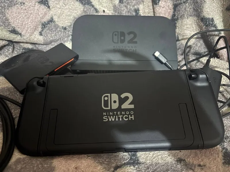 Описание: продам nintendo switch 2 полный комплект, только нет коробки. приставка вот только недавно вышла. пользовался не много. состояние отличное. есть картриджи к ней, их продаю отдельно. цена 35000р цена: 35000 руб. 📲 tg: yasdoxny 📞🇷🇺звоните: +79498547394 барахолка днр - фотография - 2