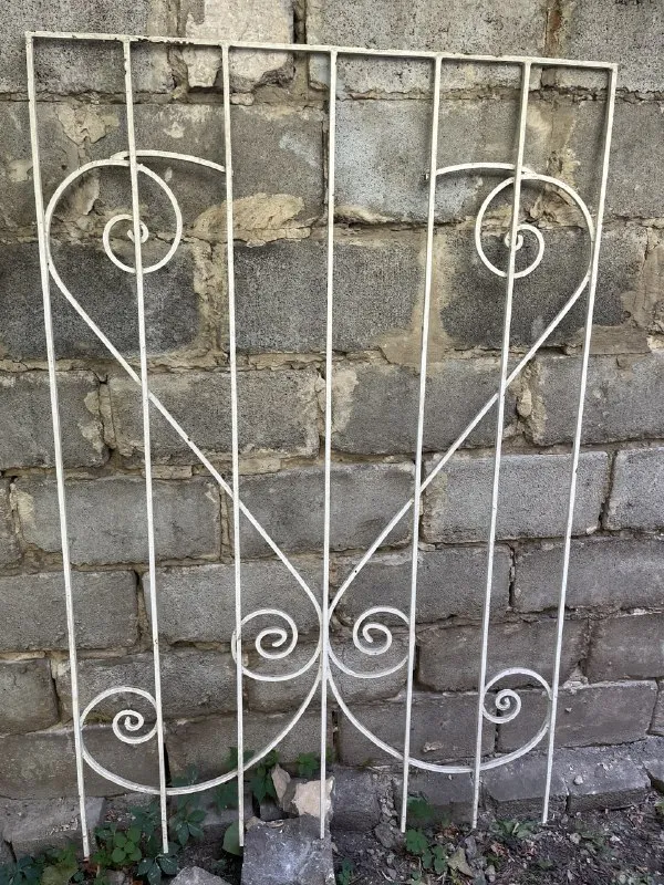 Описание: решётки на окна 2 штуки. размеры 150 х 116 см и 147 х 95 см цена: 1000 руб. 📲 tg: валентина белова 📞🇷🇺звоните: +79493808915 барахолка днр - фотография - 2