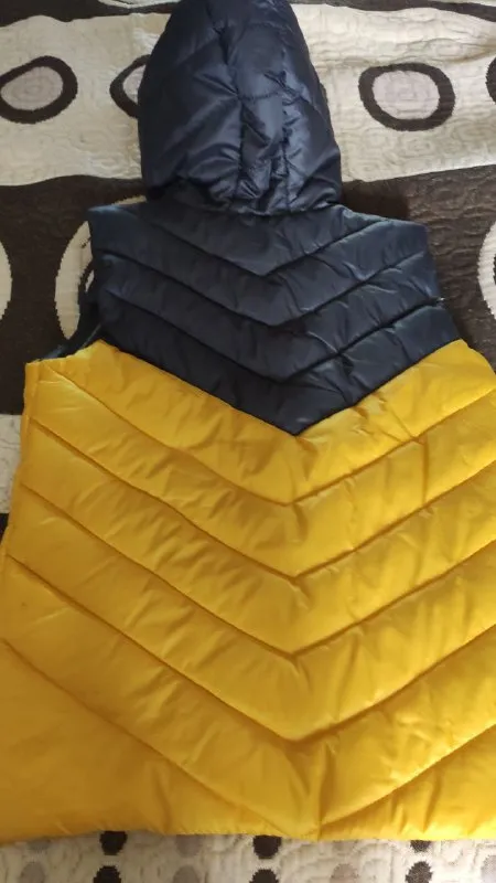 Описание: жилет новый турция на рост 140-146 см1500 руб. спортивный на флисе на рост 146-152см б/у 600 руб. макеевка цена: 1500 руб. 📲 tg: зинаида николаева 📞🇷🇺звоните: +79493167083 барахолка днр - фотография - 3