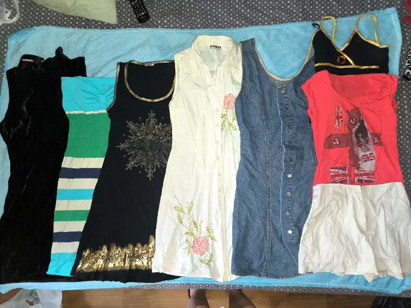 Описание: пакет женской одежды на 42-44. цена 850р за все с фото 1-4. отдаю как есть всем пакетом, без примерок. куртка зима 42-44р, 900р дублёнка, натуралка 44-46р, 900р. дублёнка на невысокий рост пойдет до 160см. самовывоз/встреча донецк. +79493680090 цена: 850 руб. 📲 tg: елена 📞🇷🇺звоните: +79493680090 барахолка днр - фотография - 6