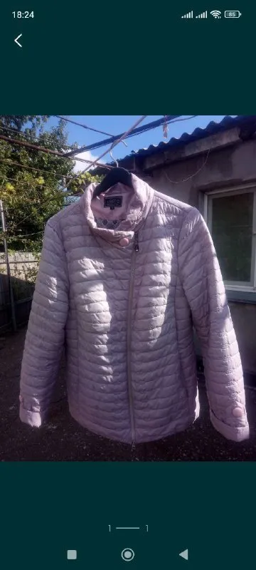 Описание: шуба из натурального меха (песец). производство финляндия. 52 размер. цвет серый. шубе 10 лет. состояние хорошее. длина 98 см, длина рукава 65 см, ширина плеч 38 см, ширина груди 60 см, ширина низ 74. ширина в закрытом виде 62 см. цена 4000 р куртка женская осенняя. цвет пудра. размер 52. длина 73 см, ширина 57 см, длина рукава 61-65 см. состояние отличное. цена 1500 р. куртка женская зимняя. 100% полиэстер. салатовая. очень теплая легкая. мех отстегивается. капюшон не отстегивается. указан размер 56, но маломер на 52. длина 100 см, длина рукава 66 см, ширина плеч по спине 43 см, ширина груди 62 см, ширина бедер 66 см. состояние очень хорошее. цена 4000 р самовывоз донецк куйбышевский исполком цена: 1500 руб. 📲 tg: gena1954 📞🇷🇺звоните: +79494412070 барахолка днр - фотография - 8