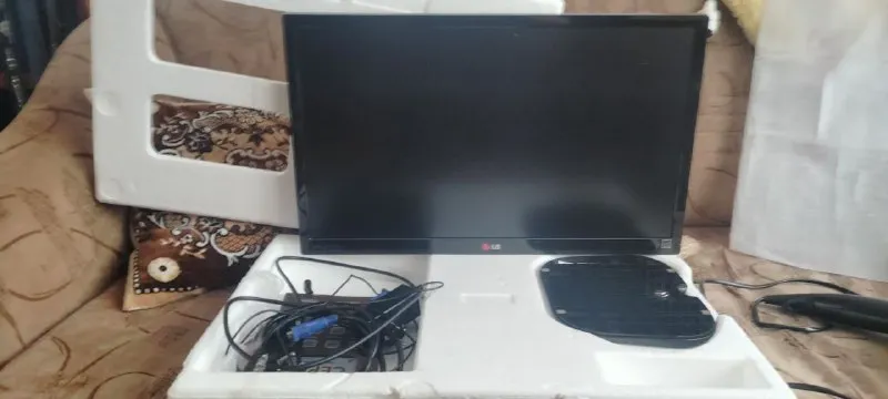 Описание: мультиварка- скороварка, практически новая электрический обогреватель настенный. сушка для... - фотография