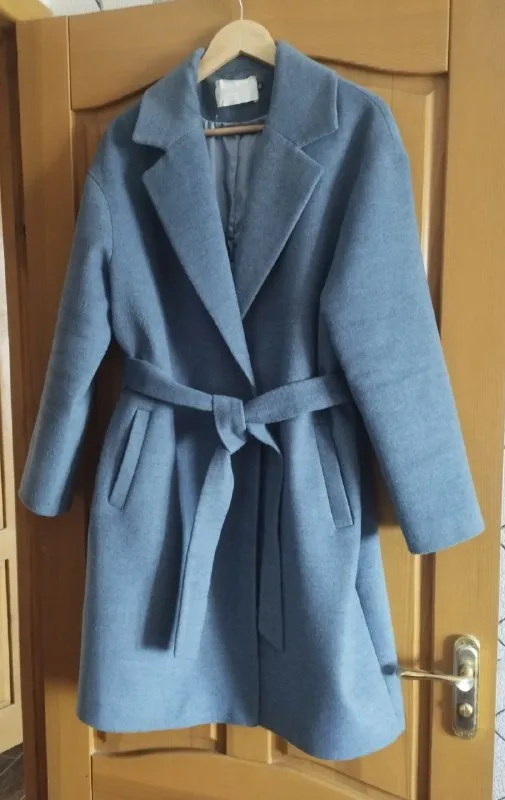 Описание: пальто осень- весна, состояние отличное, размер 52-54. донецк ворошиловский цена: 2000 руб. 📲 tg: елена 📞🇷🇺звоните: +7949-419-18-00 барахолка днр - фотография - 3