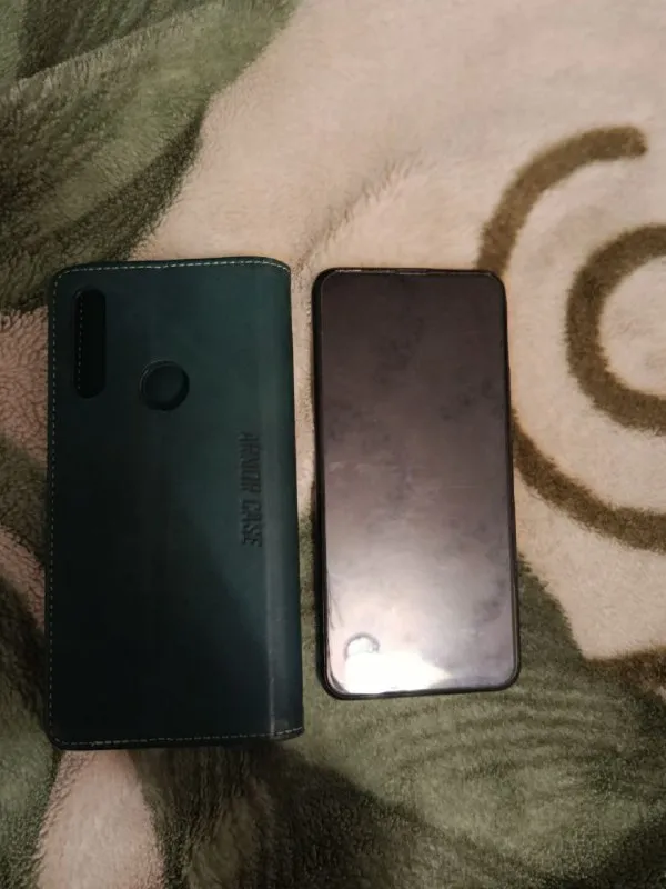 Описание: смартфон huawei p smart z, состояние хорошее, рабочее. в комплекте идёт удобный чехол-книжка цена: 3000 руб. 📲 tg: виктория 💜 📞🇷🇺звоните: +79496392487 барахолка днр - фотография - 2