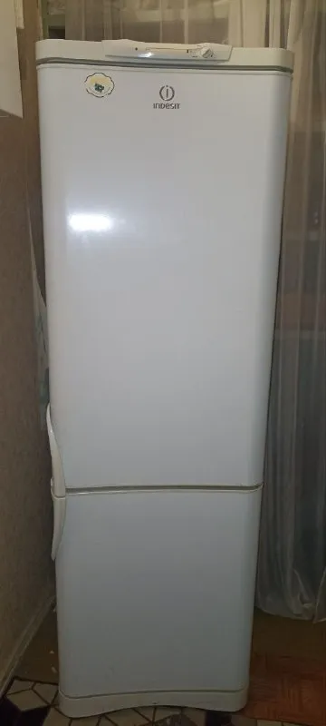 Описание: продам холодильник индезит, б/у в рабочем состоянии! состояние удовлетворительное!самовывоз, ленинский район! цена: 5000 руб. 📲 tg: владимир владимир 📞🇷🇺звоните: +79494795524 барахолка днр - фотография - 5