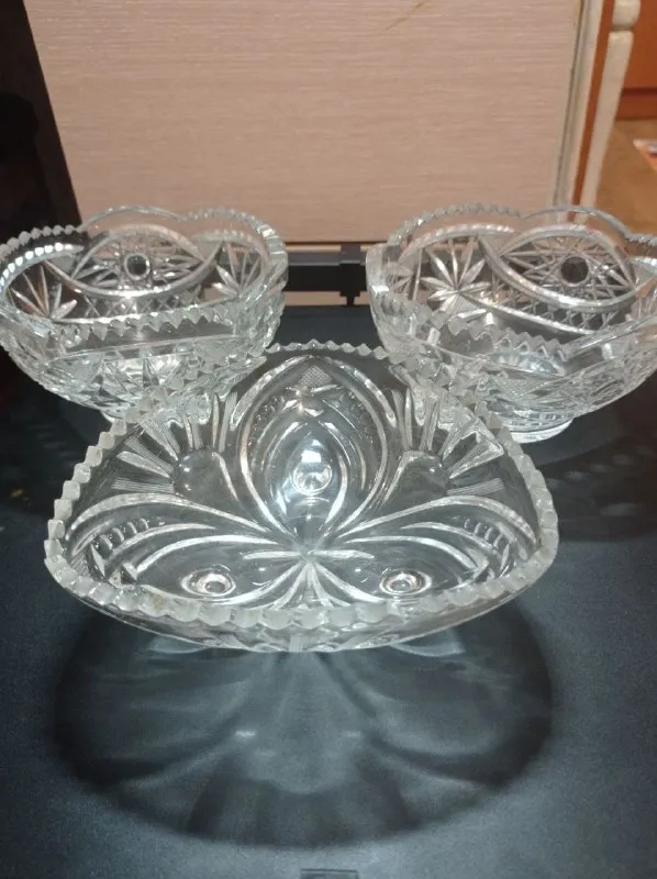 Описание: продам: 1. весы напольные в хорошем состоянии. цена - 400руб. 2. салатницы в хорошем состоянии. цена - 300руб. за шт. 3. подставка раздвижная для микроволновой печи, новая (не подошла по размеру) цена - 1000руб. 4. штатив для телефона с функцией слежения. цена - 1000руб. донецк. пролетарский район цена: 1 руб. 📲 tg: ангелина 📞🇷🇺звоните: +79494925089 барахолка днр - фотография - 7