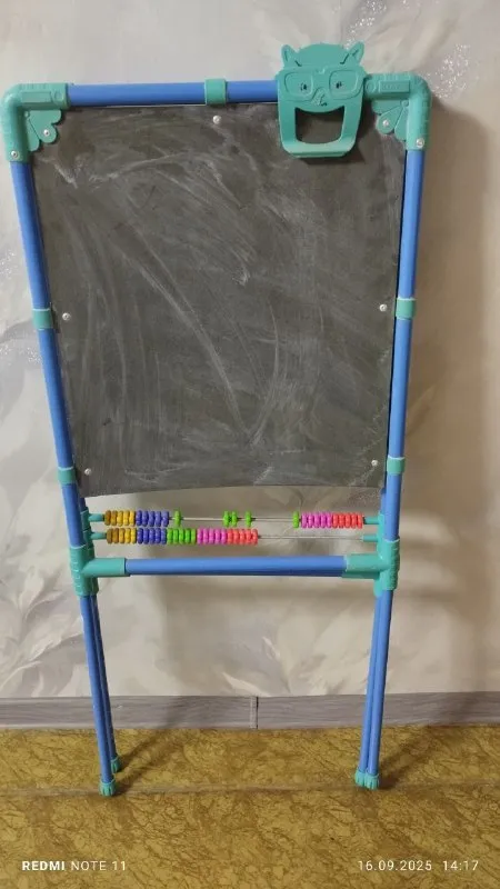 Описание: игрушки за всю 1000 рублей. мольберт в комплекте магнитный алфавит 1000 рублей. цена: 1000 руб. 📲 tg: мария кубышкина 📞🇷🇺звоните: +79494837028 барахолка днр - фотография - 2