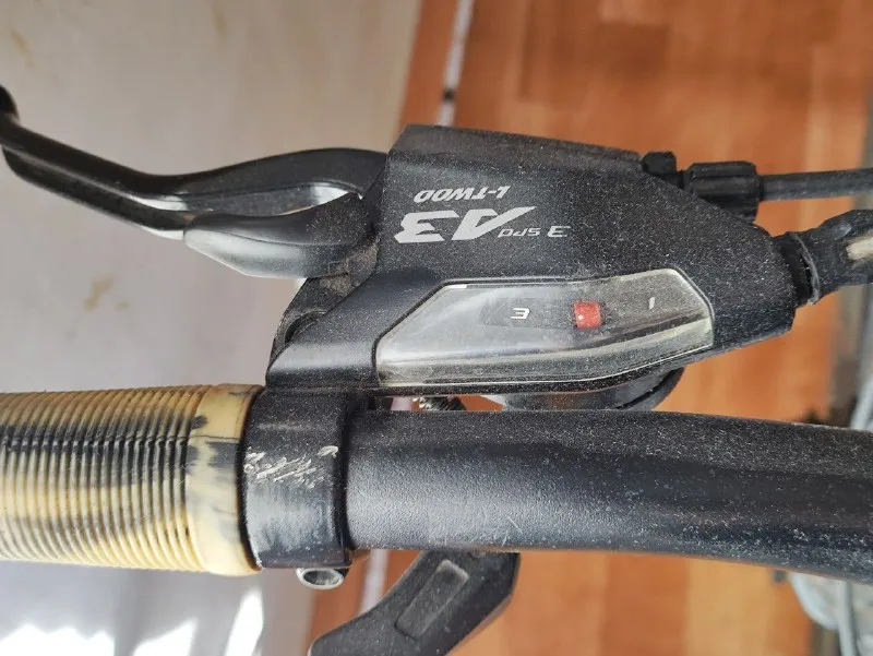 Описание: продам велосипед, диаметр колеса — 26. был куплен 24 года летом, в этом году пару раз выезжал, все работает хорошо! торг - имеется!!! звоните/пишите +79494947261! цена: 18000 руб. 📲 tg: marat ismailov 📞🇷🇺звоните: +79494947261 барахолка днр - фотография - 6