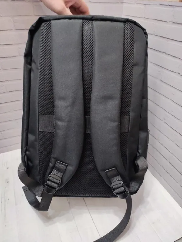 Описание: 💥продам новый рюкзак ✨большой эргономичный городской рюкзак с массой различных отделений и приспособлений. имеет множество отделений, в том числе отделение под ноутбук с мягкой защитой от случайных ударов. рюкзак водостойкий, вместительный, имеет usb разъем и кодовый замочек для защиты от кражи. размер: 44 х 30 х 17 см. цвет: черный. все вопросы по телефону. цена: 2395 руб. 📲 tg: александр клюев 📞🇷🇺звоните: +7 949 450 92 20 барахолка днр - фотография - 3