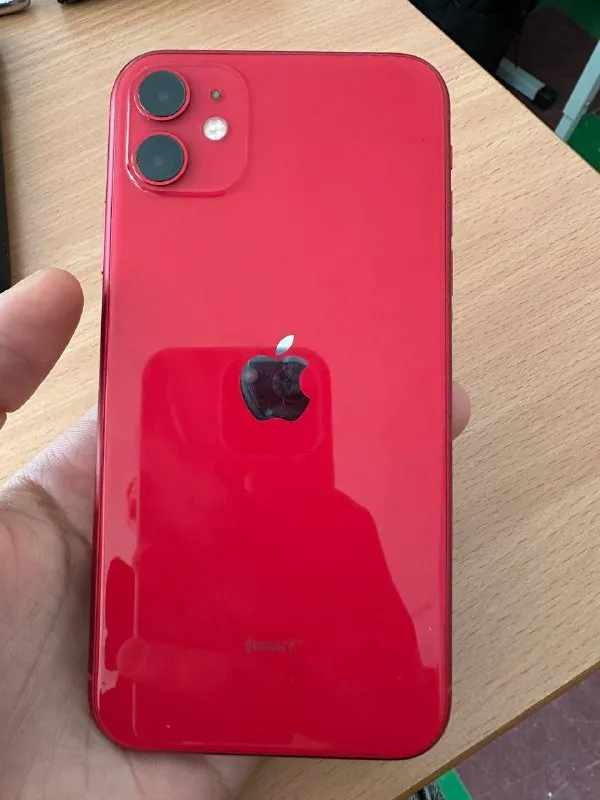 Описание: продаю iphone 11 мелкая царапина на экране, незаметная в хорошем состояние цена: 13500 руб. 📲 tg: дима 📞🇷🇺звоните: +79494096572 барахолка днр - фотография - 2